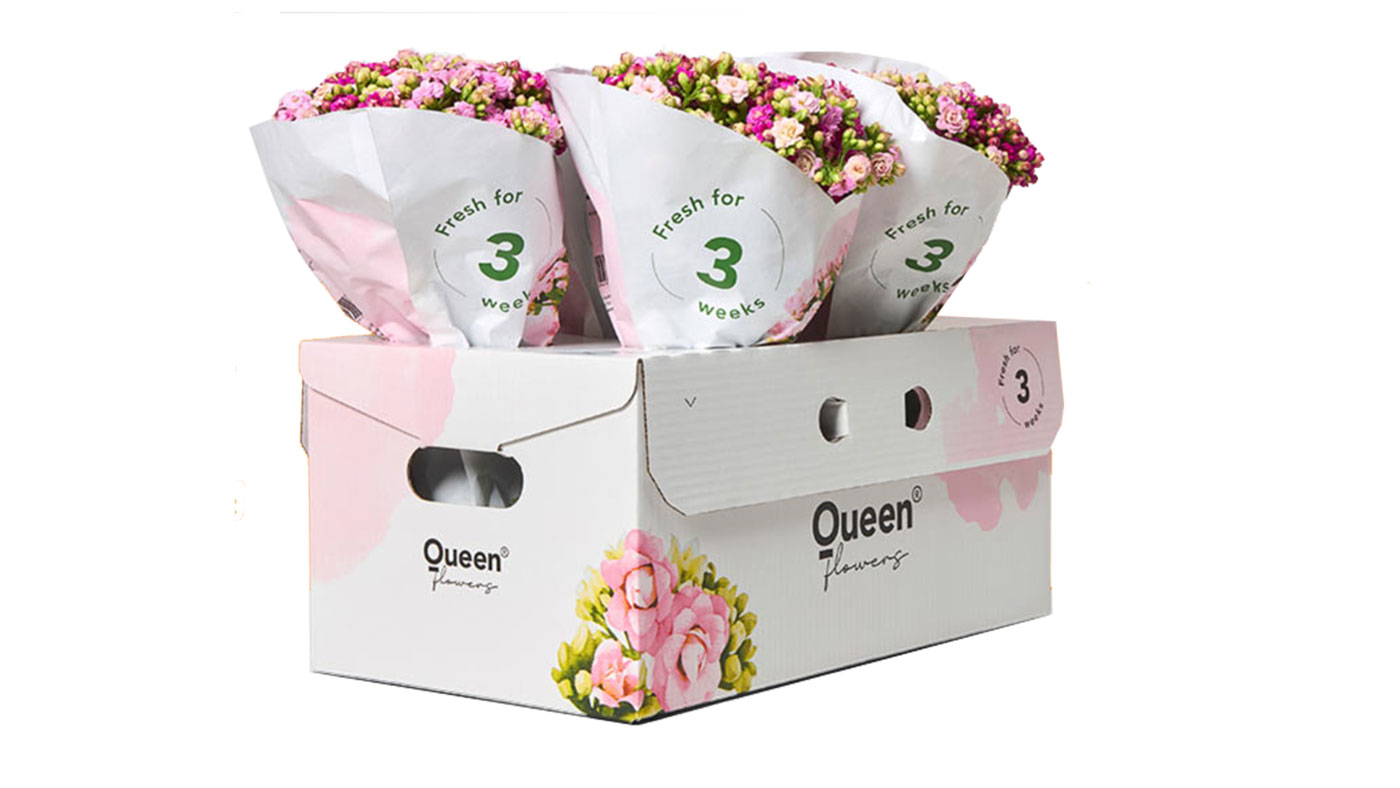 Aaltopahvinen kukkapakkaus Queen Flower -yrityksen kukille
